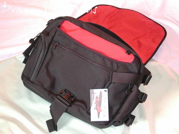 Tom Bihn ID Messenger Bag and Brain Cell Review | DragonSteelMods
